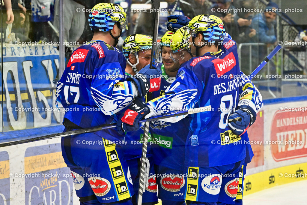 EC IDM Wärmepumpen VSV vs. HC Tiroler Wasserkraft Innsbruck 19.11.2022 | Jubel EC VSV Mannschaft, #72 Hughes John, #88 Luciani Anthony, #84 Desiardins Andrew, #47 Despres Simon