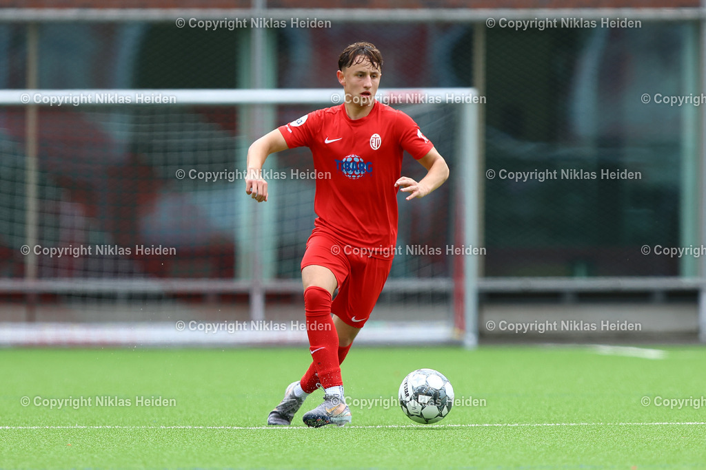 NH_EimsbüttelerTV_TSBPinneberg_Testspiel_13072025 | #18 Romeo Blekic (Eimsbütteler TV)Fußball I Herren I Testspiel I Saison 2025-2026  I Eimsbütteler TV - TBS Pinneberg I 13.07.2025 I Sportplatz Bundesstraße - Realisiert mit Pictrs.com