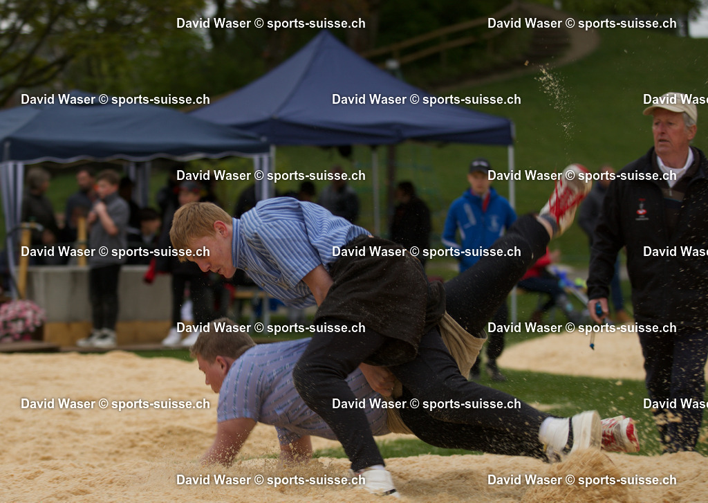 Häfelfinger Silvan (2007) - Suchet Yannick (2007) F_te R_gionale Villars-sur-Gl_ne le 24.04.2022 (Photos EdelweissPoint Waser David) (2) | sports-suisse.ch - Realisiert mit Pictrs.com