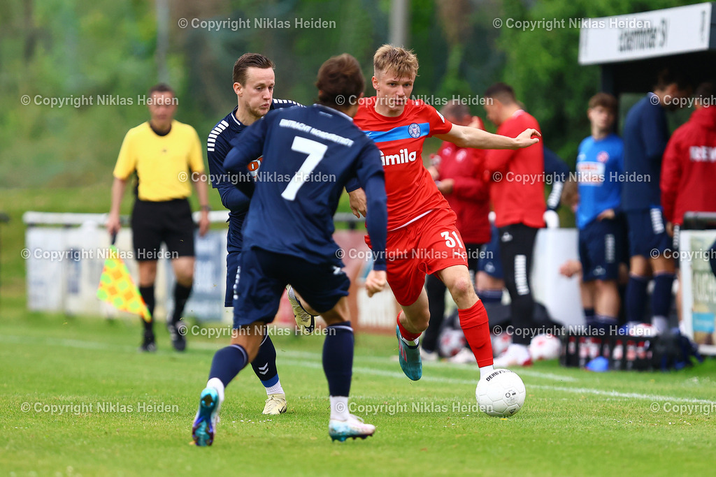NH_HolsteinKielU23_FCEintrachtNorderstedt_Testspiel_05072025 | #31 Felix Boelter (Holstein Kiel U23), #10 Jonas Behounek (FC Eintracht Norderstedt)Fußball I Herren I Testspiel I Saison 2025-2026  I Holstein Kiel U23 - FC Eintracht Norderstedt I 05.07.2025 I Stadtwerke Arena Eckernförde - Realisiert mit Pictrs.com