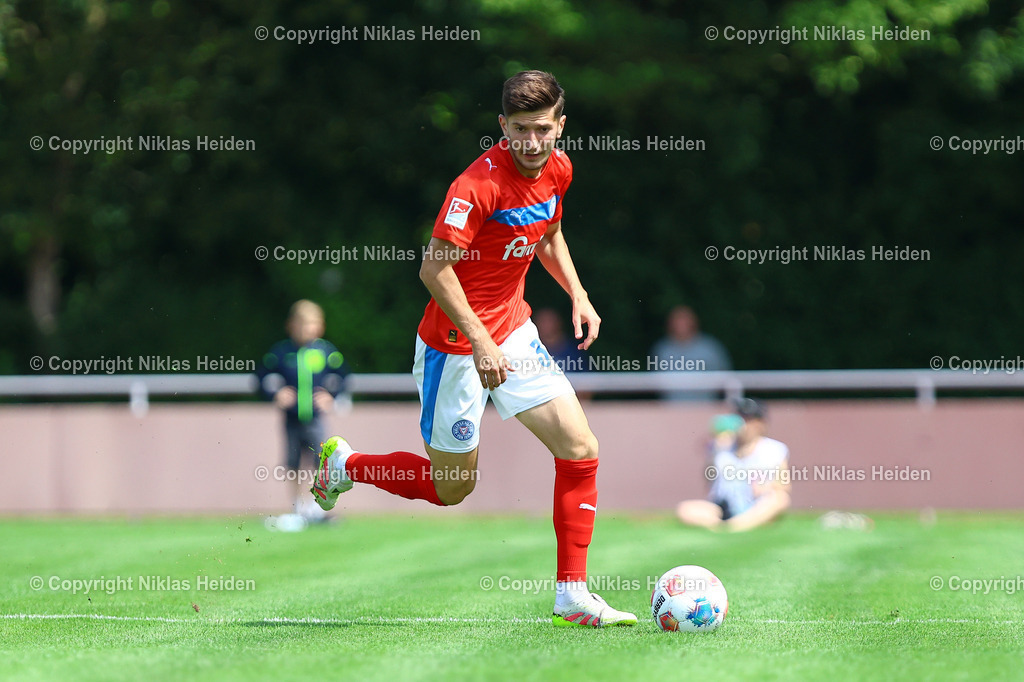 NH_EintrachtBraunschweig_HolsteinKiel_Testspiel_19072025 | #37 Armin Gigovic (Holstein Kiel)Fußball I Herren I Testspiel I Saison 2025-2026  I Eintracht Braunschweig - Holstein Kiel I 19.07.2025 I Stadion am Salzgittersee - Realisiert mit Pictrs.com