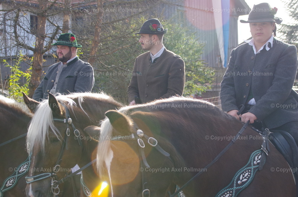 IMGP0953 | fotografiert von Axel PollmannLeonhardi Wallfahrt Benediktbeuern und Murnau, Fronleichnam, Fasching, Landschaft im Loisachtal und Benediktbeuern  - Realisiert mit Pictrs.com