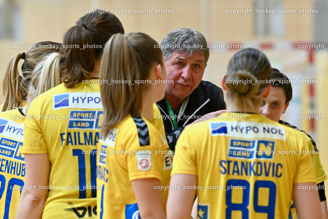 SC Ferlach Damen vs. Hypo Niederösterreich 30.4.2023 | Headcoach Hypo Niederösterreich KOVACS Ferenc