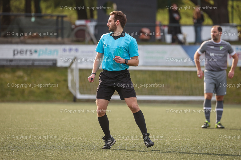 BQ3I8773 | 18.03.2023; Kreisliga A Dillenburg; Kunstrasenplatz Simmersbach; SG Roth/Simmersbach : SV Eisemroth; Ergebnis 1:2 (0:2)