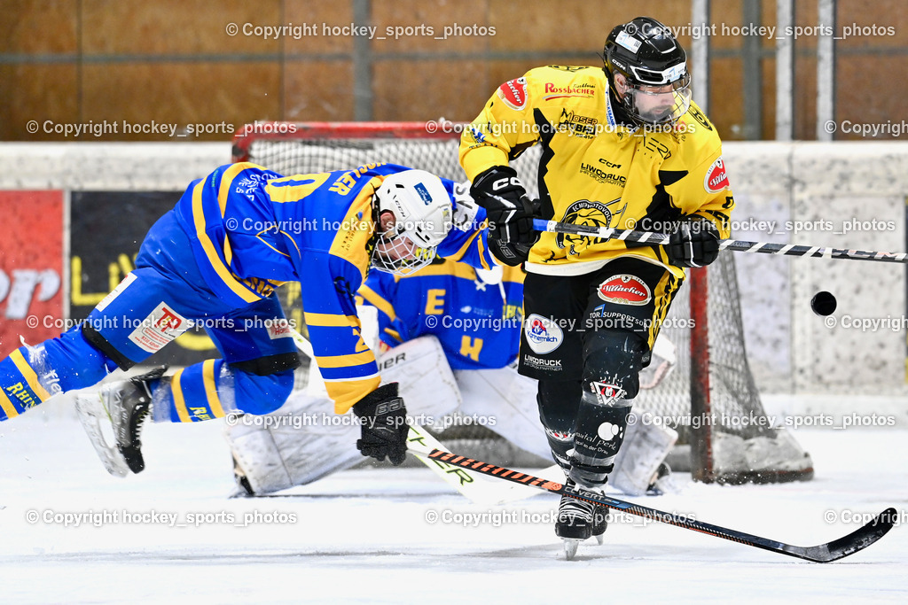 EC MET PHOTOVOLTAIK HORNETS SPITTAL vs. EHC Althofen  | #20 Kogler Benjamin 1. EHC ALTHOFEN, #9 Essmann Kevin EC Hornets Spittal, EC MET PHOTOVOLTAIK HORNETS SPITTAL vs. EHC Althofen , EC MET PHOTOVOLTAIK HORNETS SPITTAL vs. EHC Althofen  am 25.01.2025 in Villach (Stadthalle Villach), Austria, (Photo by Bernd Stefan)