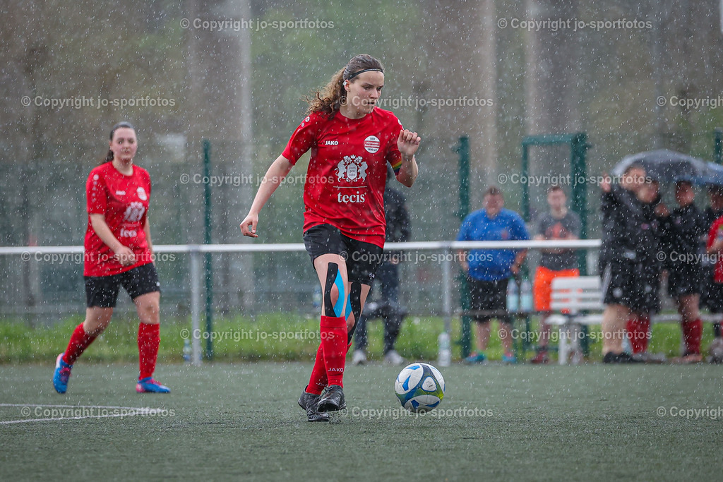 SechsheldenSchönbach (112) | 06.05.2023; Kreisoberliga Frauen Gi/Mr.; Kunstrasenplatz Sechshelden; SSV Sechshelden - TSSV Schönbach; Ergebnis: 4:0 (2:0)