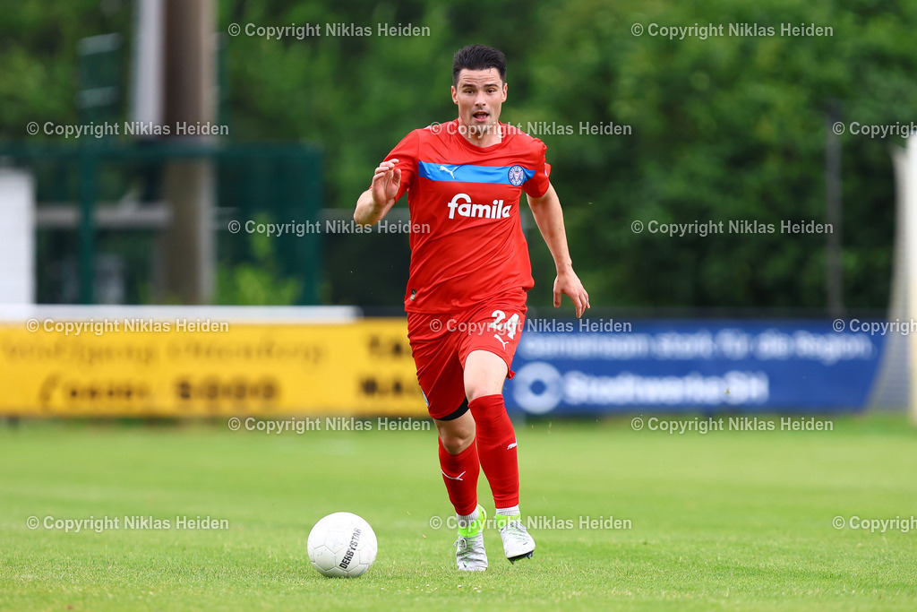 NH_HolsteinKielU23_FCEintrachtNorderstedt_Testspiel_05072025 | #24 Malte Christoph Petersen (Holstein Kiel U23)Fußball I Herren I Testspiel I Saison 2025-2026  I Holstein Kiel U23 - FC Eintracht Norderstedt I 05.07.2025 I Stadtwerke Arena Eckernförde - Realisiert mit Pictrs.com