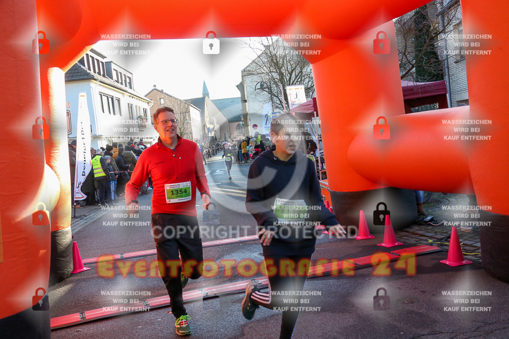 241201_1051_EX1_8936 | Sportfotografie im Rhein-Sieg Kreis, Köln, Bonn, NRW, Rheinland Pfalz, Hessen, etc. Unser Tätigkeitsfeld umfasst den Laufsport vom Volkslauf über den Marathon, Duathlon, Triathon bis zum Ultralauf wie Kölnpfad Ultra oder Schindertrail.