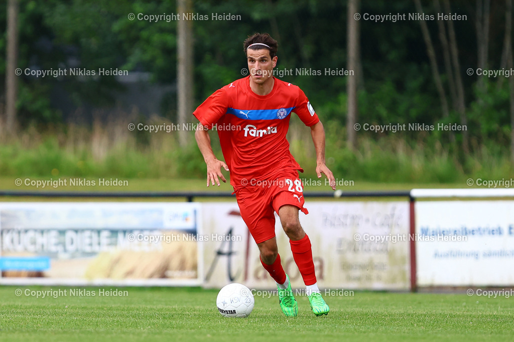 NH_HolsteinKielU23_FCEintrachtNorderstedt_Testspiel_05072025 | #28 Gustav Karimi (Holstein Kiel U23)Fußball I Herren I Testspiel I Saison 2025-2026  I Holstein Kiel U23 - FC Eintracht Norderstedt I 05.07.2025 I Stadtwerke Arena Eckernförde - Realisiert mit Pictrs.com