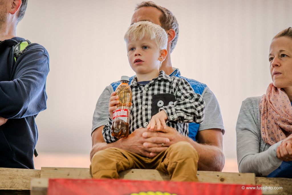 B9C8655F-391F-4D2B-9328-586EE5525C5E | "Fussifoto.com – Ihr Ansprechpartner für hochwertige Fotografie! Entdecken Sie kreative Bilder und professionelle Dienstleistungen. Kontaktieren Sie uns für Ihre Projekte!"