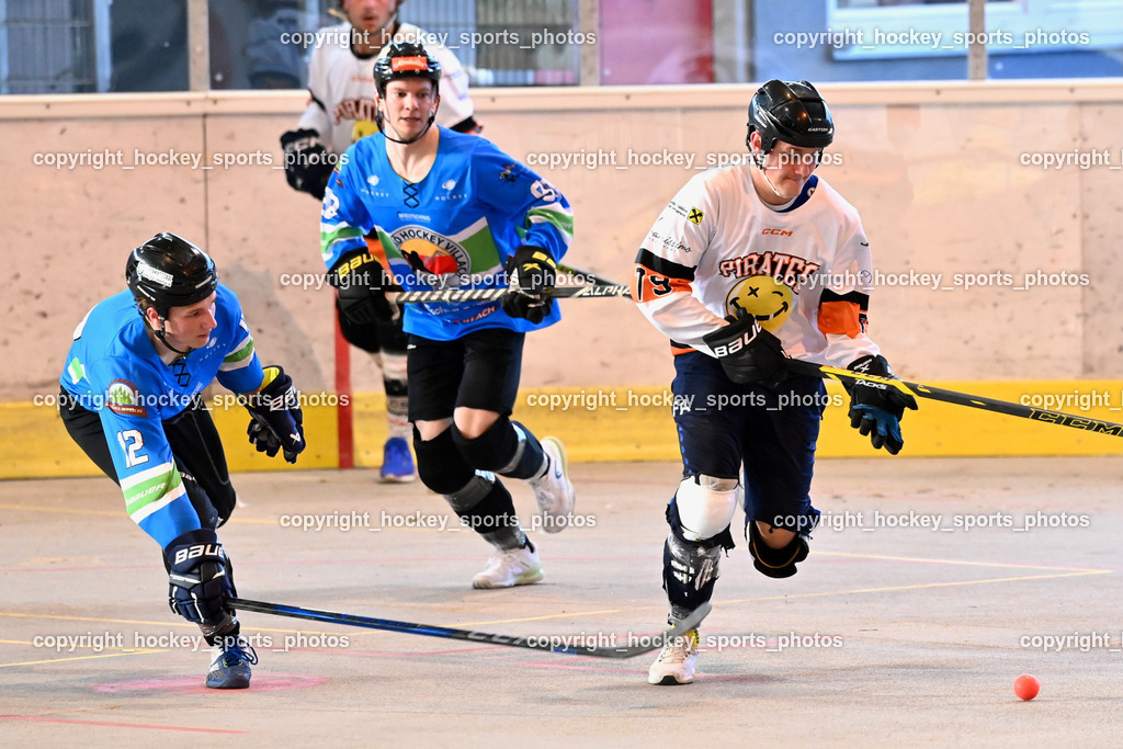 Team Zehenthof vs. ASKÖ Hockey Villach | #12 Malli Nicolas, #98 Maxa Alexander, #79 Ambrosch Fabian, Team Zehenthof vs. ASKÖ Hockey Villach, Team Zehenthof vs. ASKÖ Hockey Villach am 01.06.2025 in Velden (Eishalle Velden ), Austria, (Photo by Bernd Stefan)