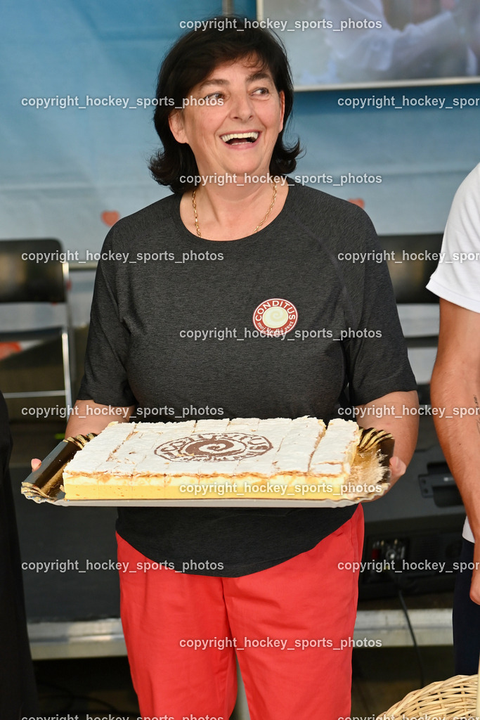 78.Villacher Kirchtag Montag 31.7.2023 | Rathausplatz, Servus Slowenien, Cremschnitten aus Bled