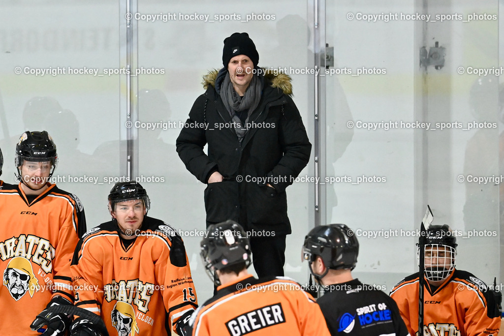 ESC Steindorf vs. USC Velden 4.1.2023 | Headcoach USC Velden BAN Christian, #96 Höffernig Sebastian, #15 Titze Lukas