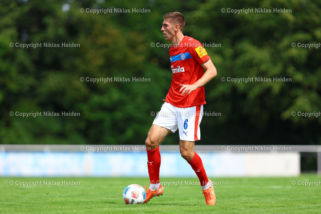 NH_EintrachtBraunschweig_HolsteinKiel_Testspiel_19072025 | #6 Marko Ivezic (Holstein Kiel)Fußball I Herren I Testspiel I Saison 2025-2026  I Eintracht Braunschweig - Holstein Kiel I 19.07.2025 I Stadion am Salzgittersee - Realisiert mit Pictrs.com