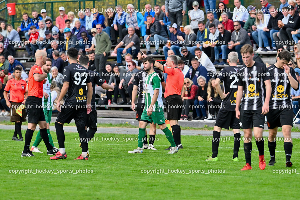 SV Rosegg vs. SC Magdalen 26.10.2022 | Lap Jan, Dorfer Heinz, Zerak Wali Referees, #92 Jure Krnjic, #15 Matthias Philip Pirker, #9 Ante Cavar, #10 Matej Pirc, #4 Boris Jevtic