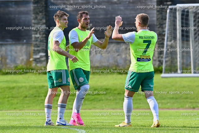 WSG Radenthein vs. ESV Admira Villach 15.8.2023 | Jubel WSG Radenthein Mannschaft, #6 Markus Florian, #21 Miljan Urosevic, #7 Gaber Petric