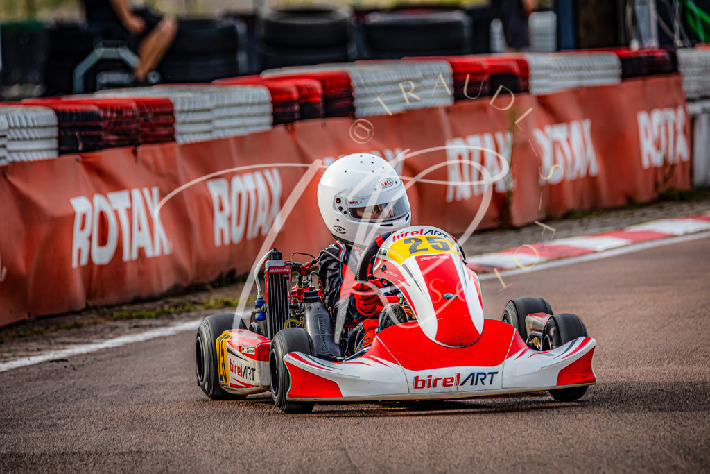 6539BF96-027B-44D9-8CBA-AE89F8F3CAC3 | traudl_s_fotos