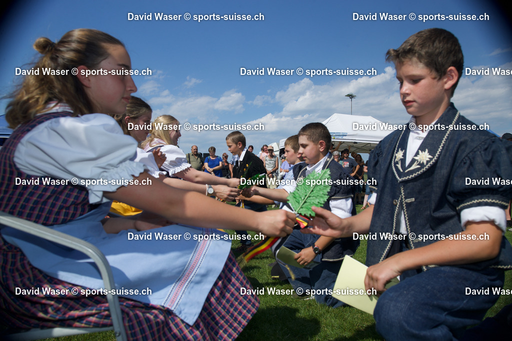 WDAV3353 | sports-suisse.ch - Realisiert mit Pictrs.com