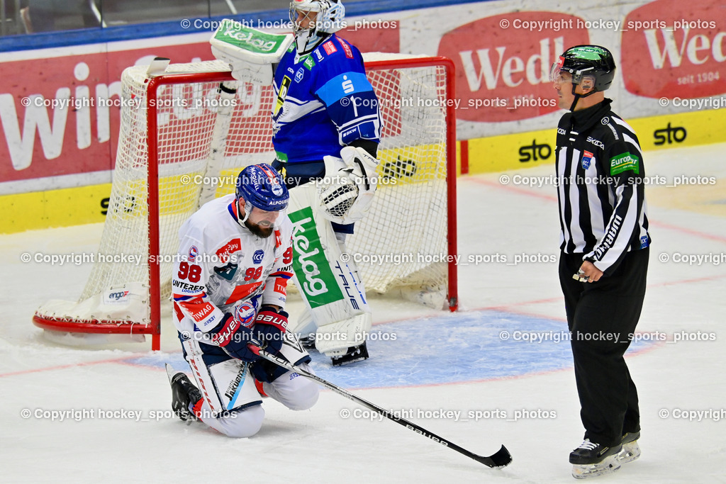 EC IDM Wärmepumpen VSV vs. HC Innsbruck  6.10.2024 | #98 Lattner Jan HC Innsbruck, #1 LAMOUREUX Jean Philippe EC VSV, HRIBAR MATJAZ Referee, EC IDM Wärmepumpen VSV vs. HC Innsbruck  6.10.2024, EC IDM Wärmepumpen VSV vs. HC Innsbruck  am 06.10.2024 in Villach (Stadthalle Villach), Austria, (Photo by Bernd Stefan)