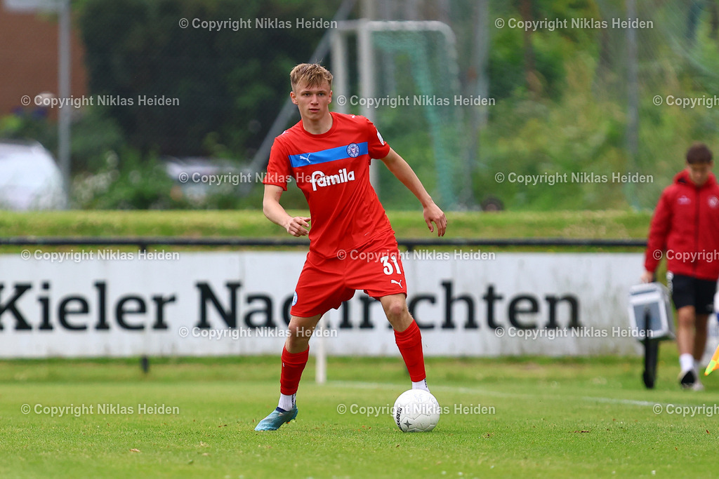 NH_HolsteinKielU23_FCEintrachtNorderstedt_Testspiel_05072025 | #31 Felix Boelter (Holstein Kiel U23)Fußball I Herren I Testspiel I Saison 2025-2026  I Holstein Kiel U23 - FC Eintracht Norderstedt I 05.07.2025 I Stadtwerke Arena Eckernförde - Realisiert mit Pictrs.com