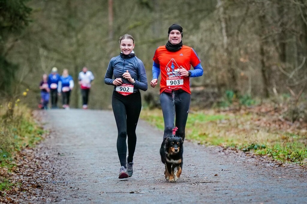 L1400256 | silvesterlauf_2023 - Realisiert mit Pictrs.com