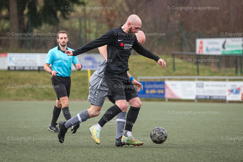 BQ3I9037 | 18.03.2023; Kreisliga A Dillenburg; Kunstrasenplatz Simmersbach; SG Roth/Simmersbach : SV Eisemroth; Ergebnis 1:2 (0:2)