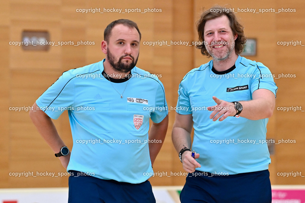 KAC Floorball vs. Wiener Floorballverein 10.9.2022 | Miroslav Janošťák, Kamil Vraspir, Referees