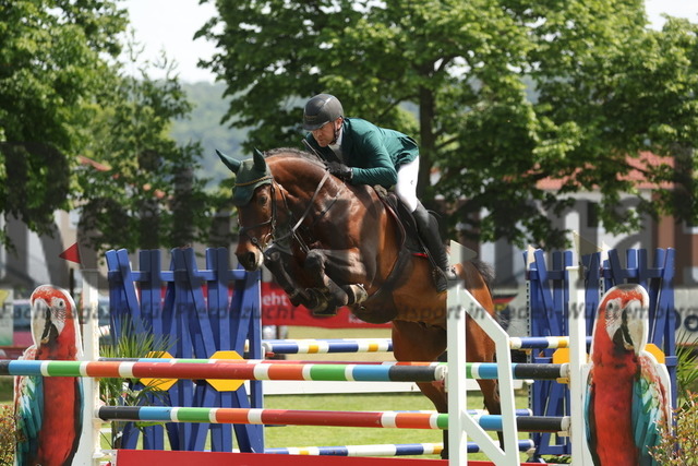 Weingarten_2023_Prfg.Nr.25_Springen_Kl.M_Clear-Round_Mario Walter_Pumbaa 7 (3) | Alle Fotos der Reiterjournal Fotografin Doris Matthaes im Reiterjournal Online-Fotoshop. - Realizzato con Pictrs.com