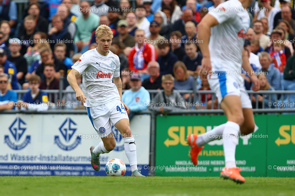 NH_SCWeicheFlensburg08_HolsteinKiel_Testspiel_28062025 | #44 Luca Prasse (Holstein Kiel)Fußball I Herren I Freundschaftsspiel I Saison 2025-2026  I SC Weiche Flensburg 08 - Holstein Kiel I 28.06.2025 I Manfred-Werner-Stadion - Realisiert mit Pictrs.com