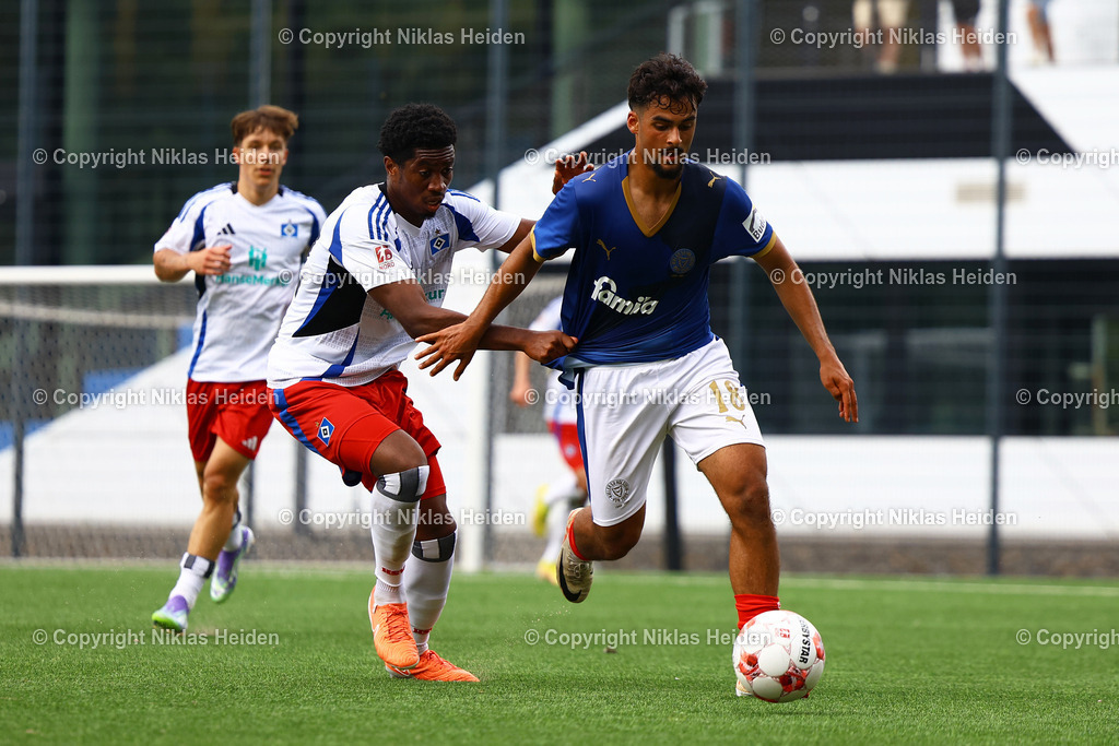 NH_HamburgerSVU21_HolsteinKielU23_Testspiel_20072025 | Ivan Imasuen (Hamburger SV U21), #18 Ali Abdulla (Holstein Kiel U23)Fußball I Herren I Testspiel I Saison 2025-2026  I Hamburger SV U21 - Holstein Kiel U23 I 20.07.2025 I Alexander-Otto-Akademie - Realisiert mit Pictrs.com