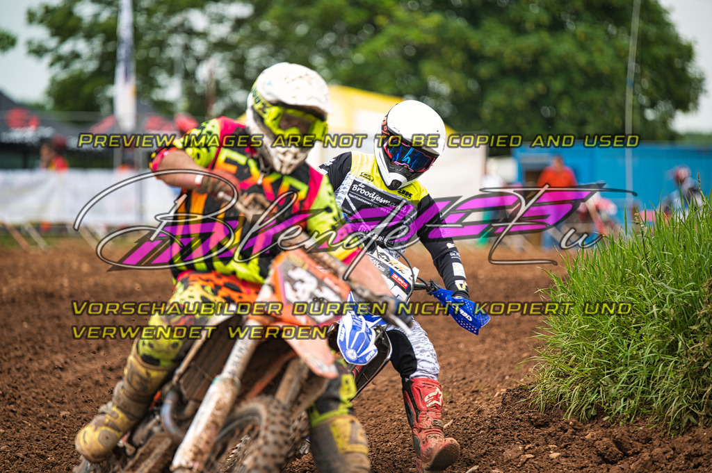 DSC_6159_71 | Sportfotografie: Die extreme Seite der Fotografie
Ich Fotografiere Hauptsächlich im Sportbereich Motorcross im DAMCV Verband.
Dirtbike - MX - Motorcross - DAMCV - MXCup - Euskirchen - Köln - Bonn - Venlo - Overloon - MSC Wisskirchen - MCC Weilerswist 