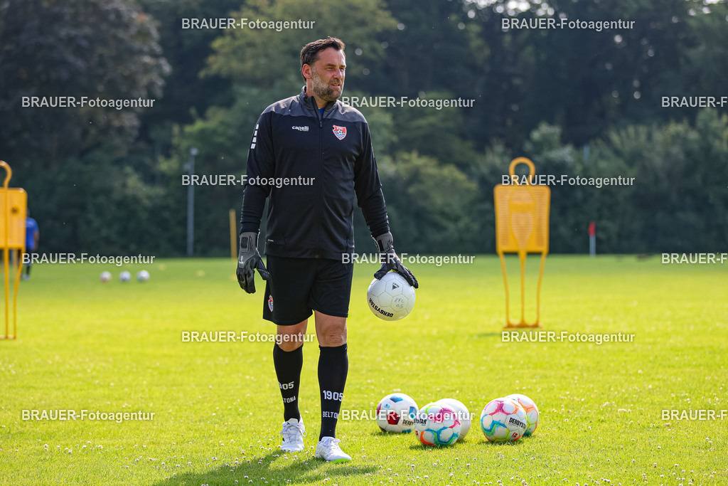 KFC Uerdingen Training | Krefeld, Deutschland, 23.06.24:   waehrend des Trainings vom KFC Uerdingen im Covestro Sportpark am 23. June 2024. (Foto von Stefan Brauer / Brauer-Fotoagentur)
