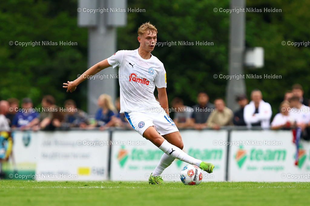 NH_SCWeicheFlensburg08_HolsteinKiel_Testspiel_28062025 | #15 Kasper Davidsen (Holstein Kiel)Fußball I Herren I Freundschaftsspiel I Saison 2025-2026  I SC Weiche Flensburg 08 - Holstein Kiel I 28.06.2025 I Manfred-Werner-Stadion - Realisiert mit Pictrs.com