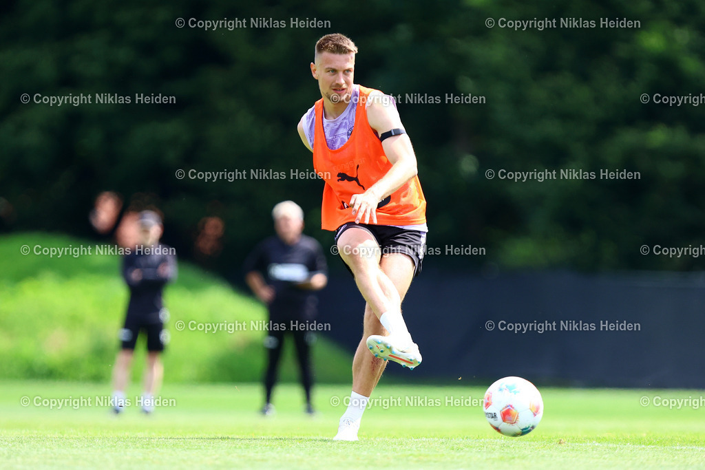 NH_FCStPauli_Training_11072025 | #5 Hauke Wahl (FC St. Pauli)Fußball I Herren I Training I Saison 2025-2026 I FC St. Pauli I 11.07.2025 I Trainingszentrum FC St. Pauli - Realisiert mit Pictrs.com