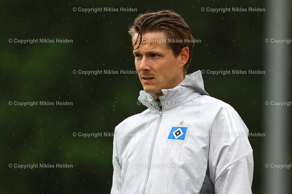 NH_BillstedtCup2025_Turnier_12072025 | Lukas Anderer (Trainer, Hamburger SV U21)Fußball I Herren I Billstedt Cup 2025 I Saison 2025-2026  I Finale I FC Eintracht Norderstedt - Hamburger SV U21 I 12.07.2025 I Öjendorfer Weg - Realisiert mit Pictrs.com