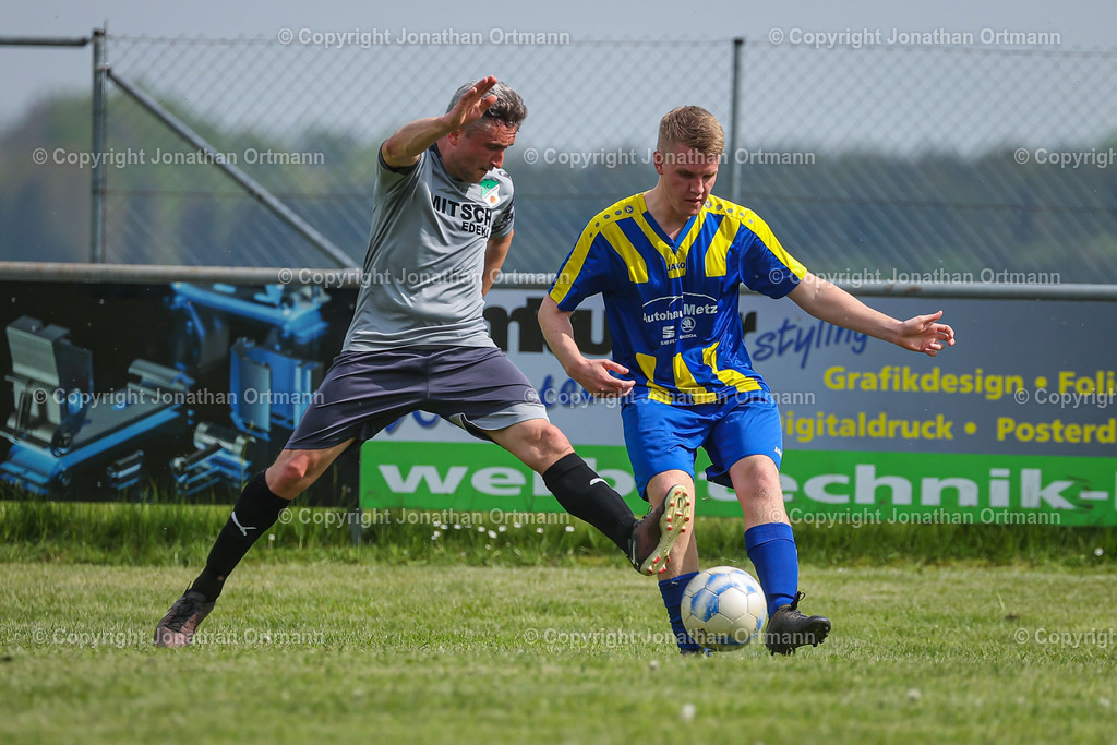 BQ3I7922 | 21.05.2023; Kreisliga A Dillenburg; Rasenplatz Gusternhain; SG Ambach - FC Niederrossbach; Ergebnis: 2:3 (0:1)