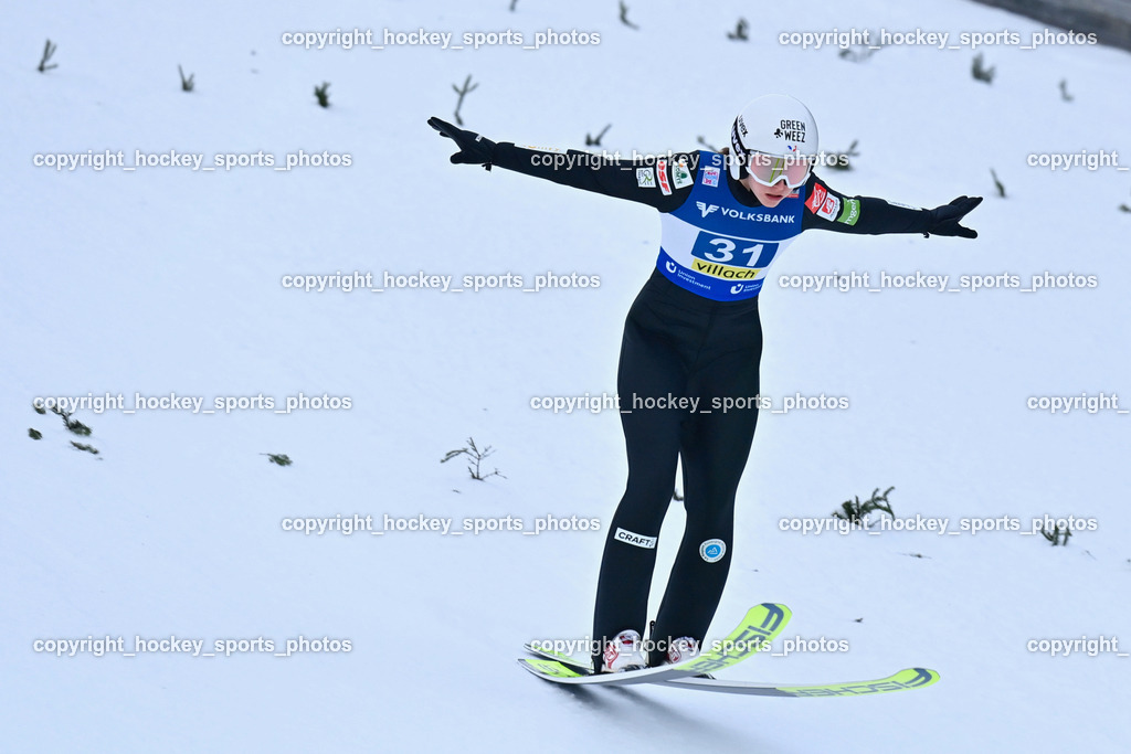 Weltcup Skispringen Villach Damen 28.12.2022 | #31 PAGNIER Josephine