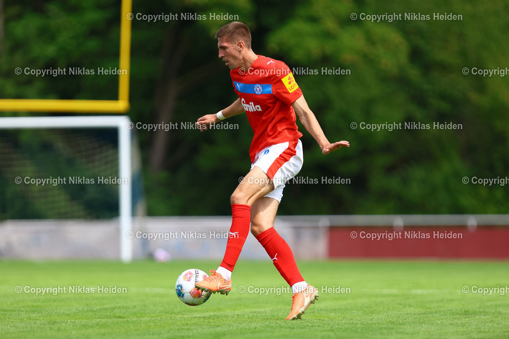 NH_EintrachtBraunschweig_HolsteinKiel_Testspiel_19072025 | #6 Marko Ivezic (Holstein Kiel)Fußball I Herren I Testspiel I Saison 2025-2026  I Eintracht Braunschweig - Holstein Kiel I 19.07.2025 I Stadion am Salzgittersee - Realisiert mit Pictrs.com
