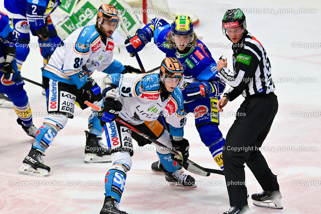 EC IDM Wärmepumpen VSV vs. STEINBACH BLACK WINGS LINZ | RIECKEN SIMON Referee, #97 Maver Luka BLACK WINGS LINZ, #12 Pearson Chase EC VSV, #80#EC IDM Wärmepumpen VSV vs. STEINBACH BLACK WINGS LINZ, EC IDM Wärmepumpen VSV vs. STEINBACH BLACK WINGS LINZ am 25.10.2024 in Villach (Stadthalle Villach), Austria, (Photo by Bernd Stefan)