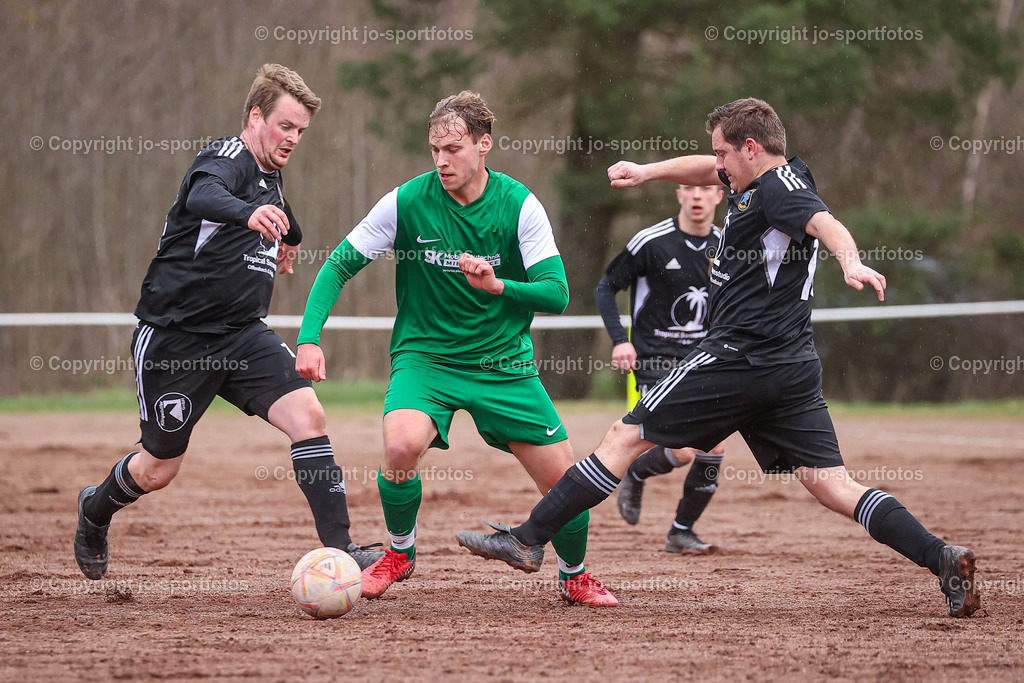 BQ3I1898 | 25.03.2023; Kreisliga A Dillenburg; Hartplatz Mittenaar-Offenbach; SG Aartal - TSV Ballersbach; Ergebnis: 1:0 (0:0)