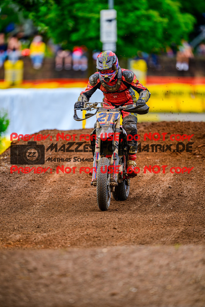 MaZZes_FotoMatrix_240818_6007705_7072 | S3