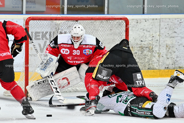 HDD Jesenice vs. EC Bregenzerwald 30.9.2022 | #30 Avsenik Urban, #44 Lipsbergs Roberts, 