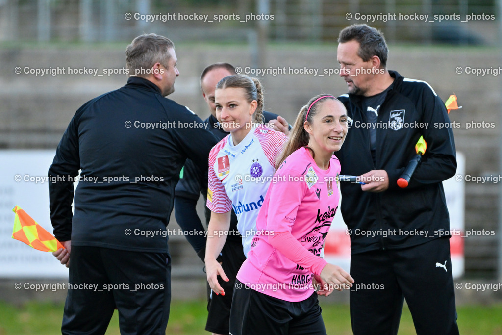 Liwodruck Carinthians Hornets vs. FK Austria Wien Frauen 19.11.2023 | Strauss Mario, Leitgeb Martin, Referees, #11 Verena Volkmer, #14 Nicole Dominique Gatternig