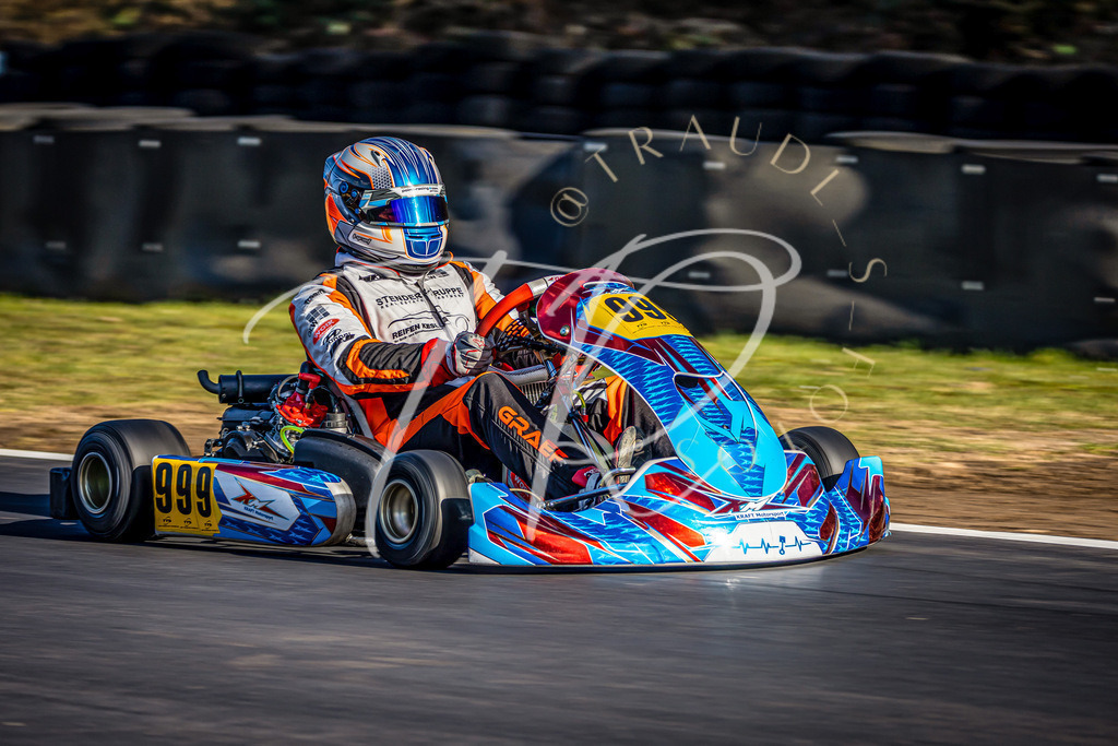 819D79E7-9F14-40EA-A2FF-85348E541BF2 | traudl_s_fotos