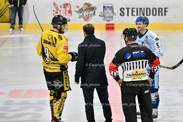 ESC Steindorf vs. EC Spittal Hornets 3.12.2022 | Kärntner Landesrat Sebastian Schuschnig, Puck Spende, #57 Wilfan Franz, HOLZER Daniel Referee, #9 Essmann Kevin