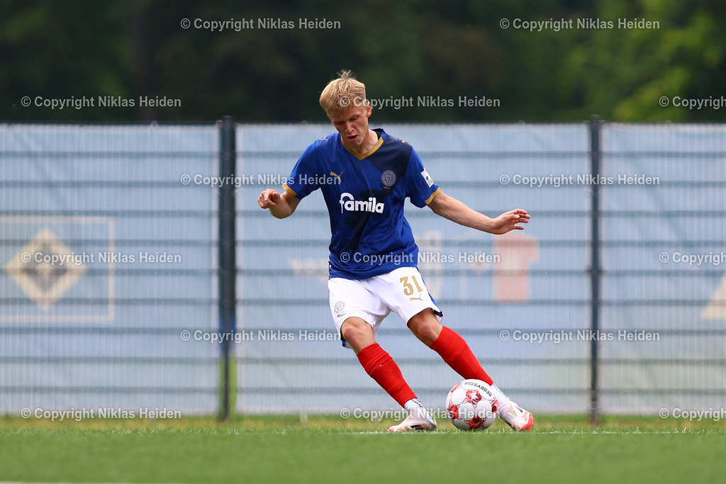 NH_HamburgerSVU21_HolsteinKielU23_Testspiel_20072025 | #31 Felix Boelter (Holstein Kiel U23)Fußball I Herren I Testspiel I Saison 2025-2026  I Hamburger SV U21 - Holstein Kiel U23 I 20.07.2025 I Alexander-Otto-Akademie - Realisiert mit Pictrs.com
