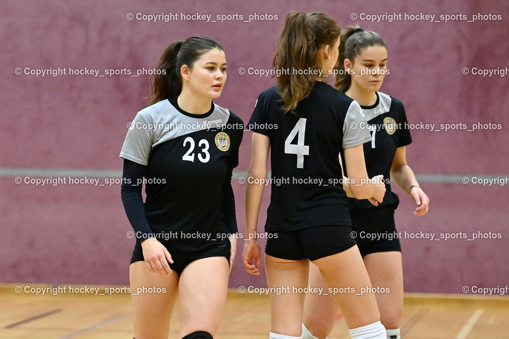 ASKÖ Volley Eagles vs. UVV Seekirchen 10.12.2022 | #23 VEIGL Valentina, #4 PICHLER Verena, #7 FANIC Nada