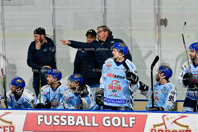 ESC Steindorf vs. Wiener Eislaufverein 19.2.2023 | Spielerbank ESC Steindorf, #18 Pöck Markus, Assistentcoach ESC Steindorf MAYER Michael, Headcoach ESC Steindorf MOSER Robert