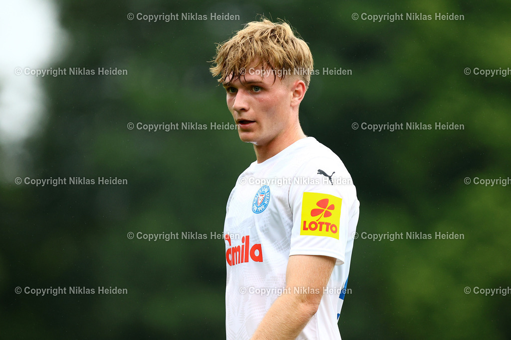 NH_SCWeicheFlensburg08_HolsteinKiel_Testspiel_28062025 | #29 Niklas Niehoff (Holstein Kiel)Fußball I Herren I Freundschaftsspiel I Saison 2025-2026  I SC Weiche Flensburg 08 - Holstein Kiel I 28.06.2025 I Manfred-Werner-Stadion - Realisiert mit Pictrs.com