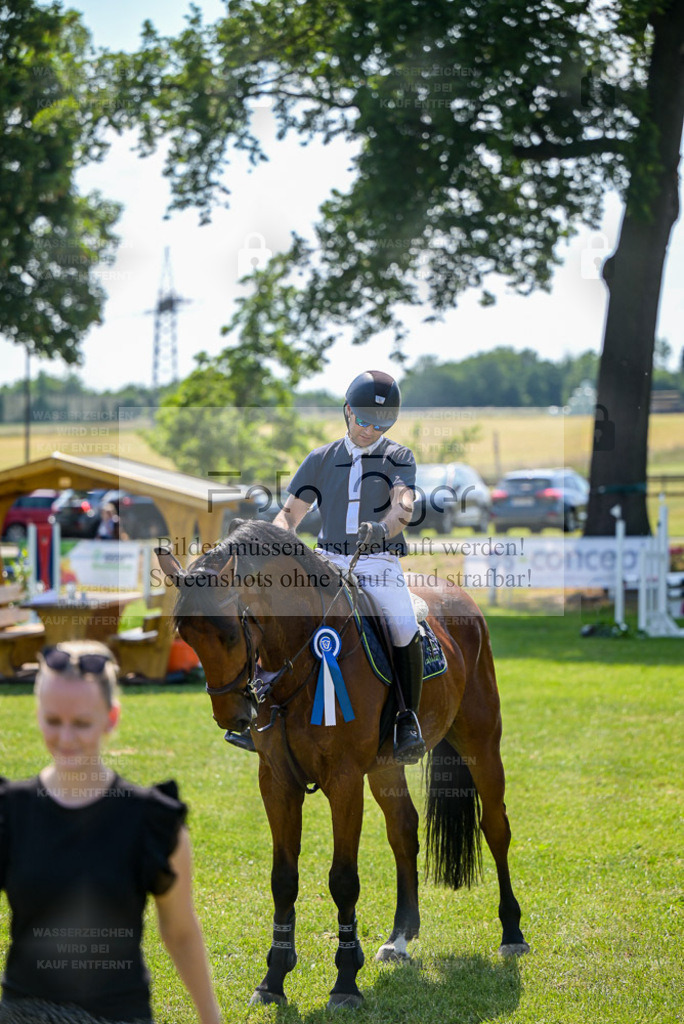 Reitturnier Voxtrup | Bilder aus dem Reitsport by Foto Oger - Domenic Schlinge - Realisiert mit Pictrs.com